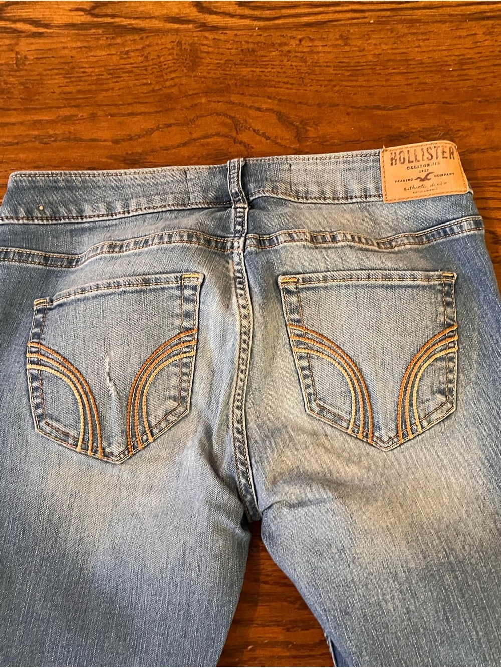 Hollister Women's Light Wash Skinny Jeans